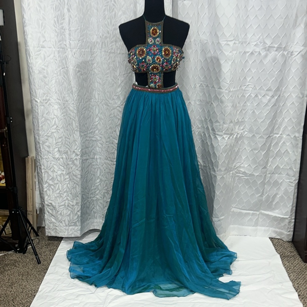 Teal ball gown prom bridesmaid formal beaded dress Sherri hill size 0